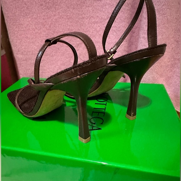 BOTTEGA VENETTA BROWN STRAP HEELS VERY SEXY SIZE 38 (EUROPEAN) 8 (AMERICAN)WOMEN - Picture 4 of 4